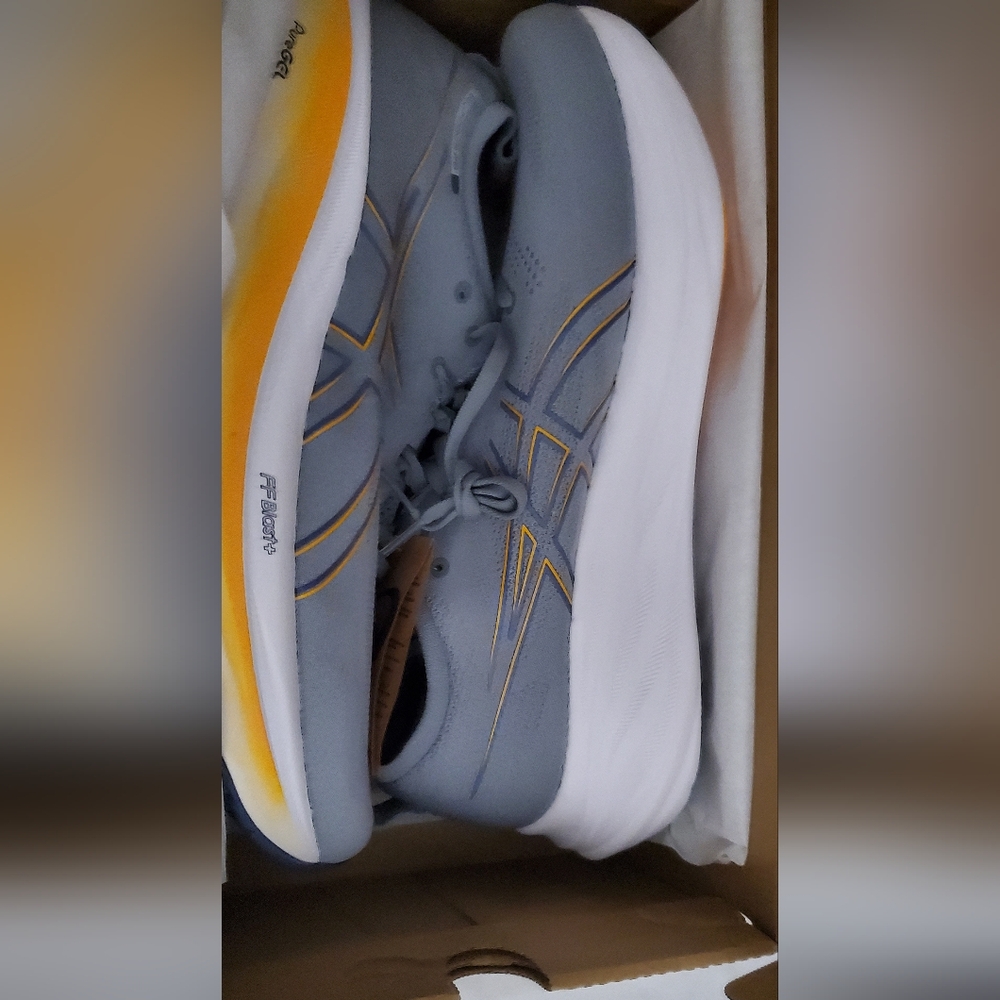 Asics Gel Nimbus 26 - image 1